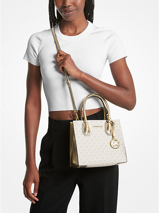 Michael Kors Mercer Medium Signature